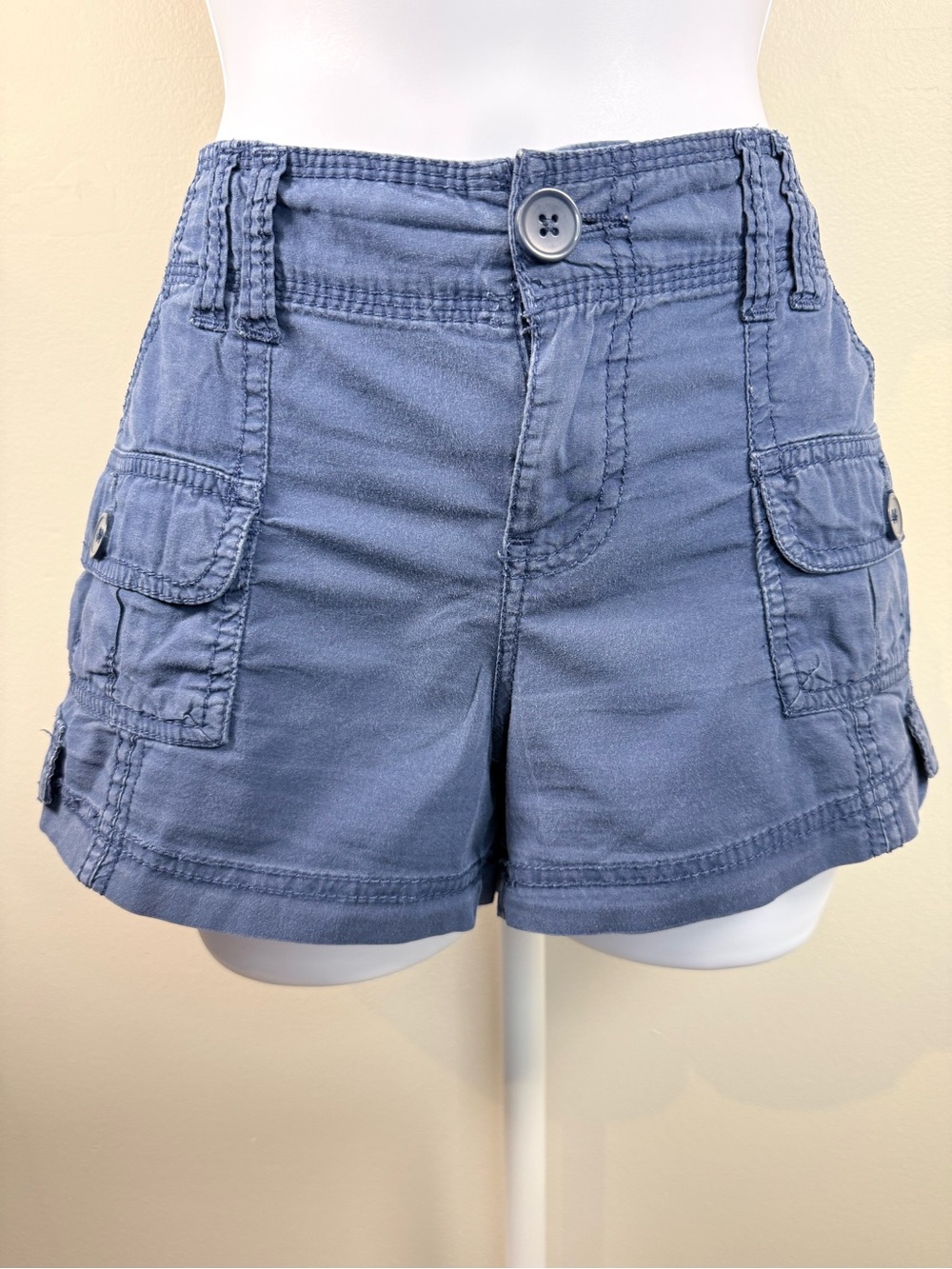 American Rag Low Rise Navy Blue Cargo Shorts Y2K